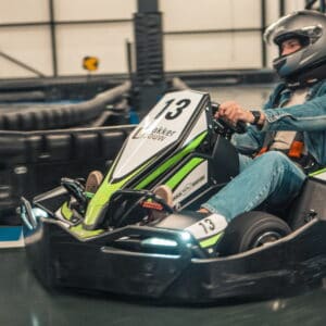 E-karting op de kartbaan in Schagen