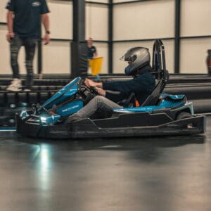 E-karting op de kartbaan in Schagen